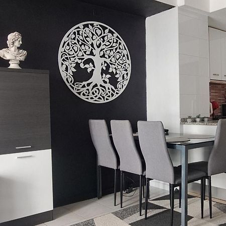 Apartament Jakub De Lux トレビエハ エクステリア 写真